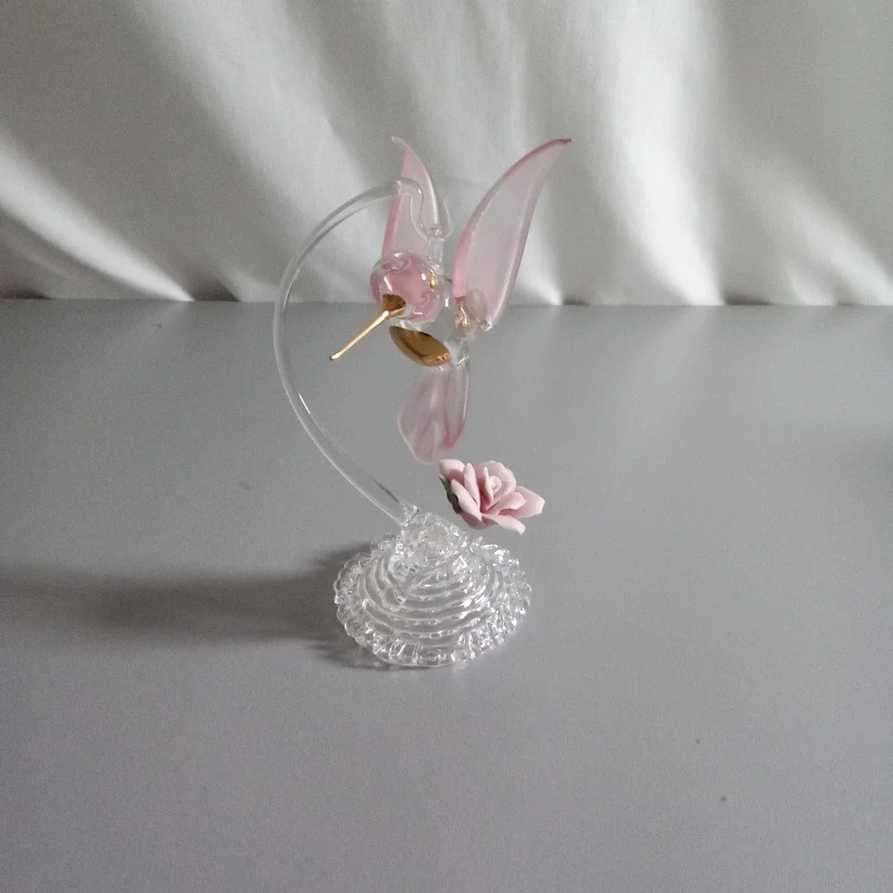Pink Art Glass Hummingbird Figurine Gold Accents Porcelain Rose Flower 4.5 inch